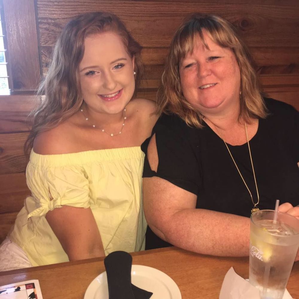 Meet your Posher, Kayla